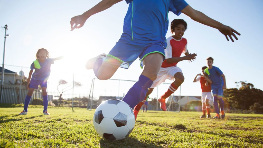 Stadium Atmosphere Influence Creating Different Online Football Betting Viewing Perspectives